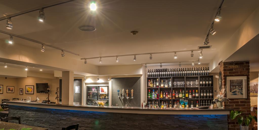 Travelodge By Wyndham Lindsay Bagian luar foto